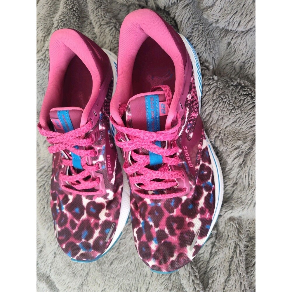 Size 7.5 - Brooks Adrenaline GTS 22 Magenta Paint Smudge W